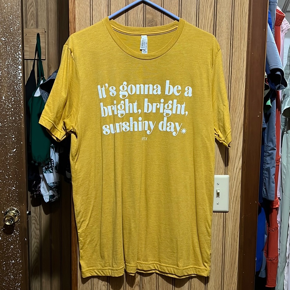 Women’s t shirt